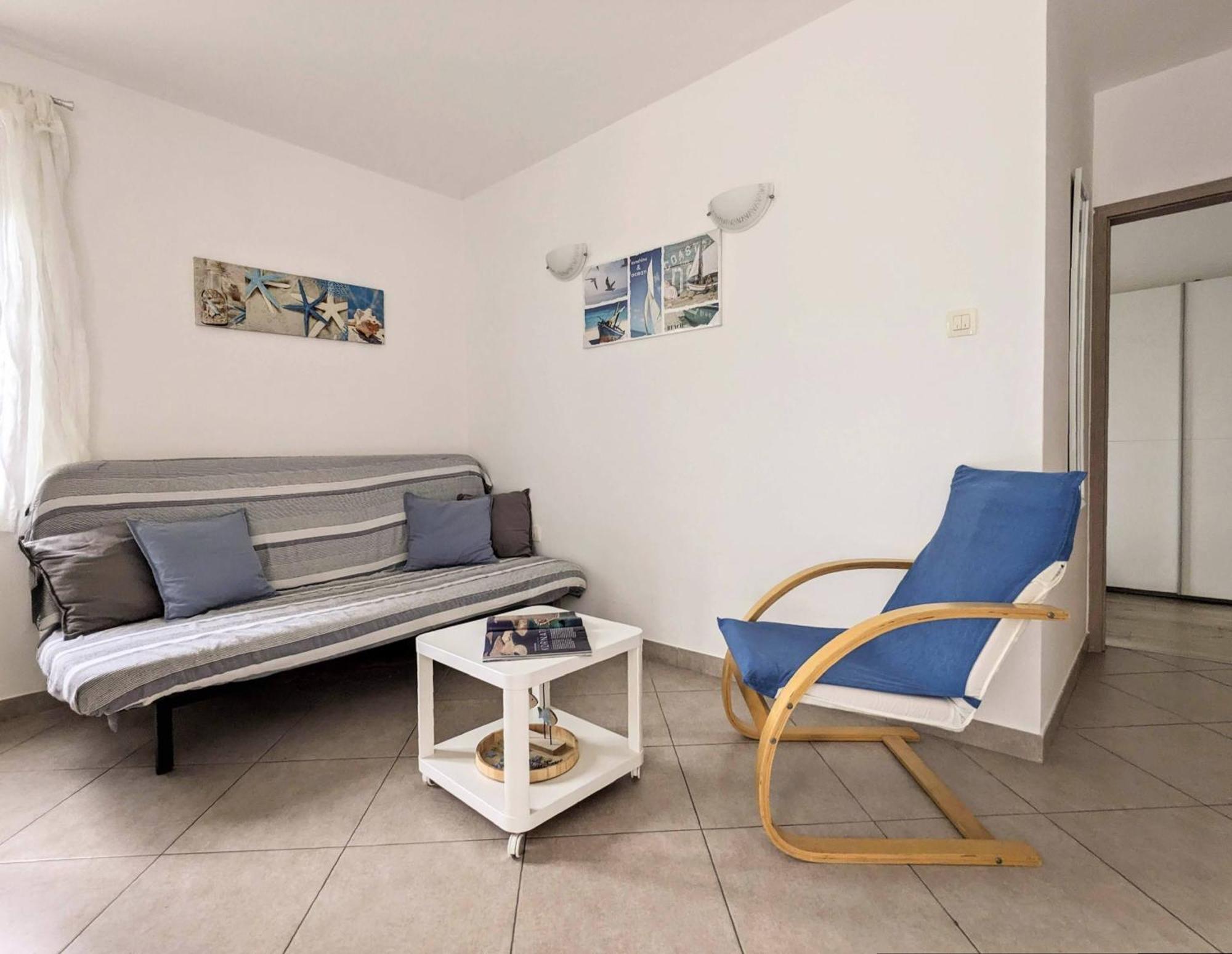 Apartment Sea Garden Ичичи Экстерьер фото