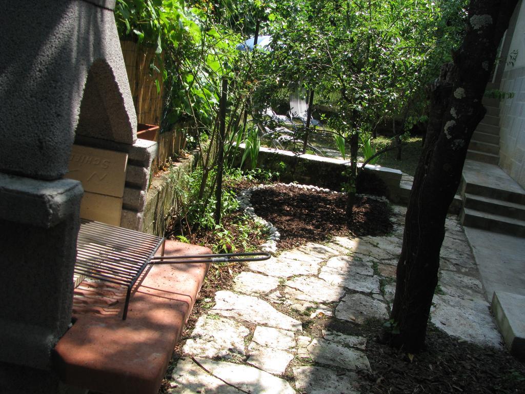 Apartment Sea Garden Ичичи Экстерьер фото